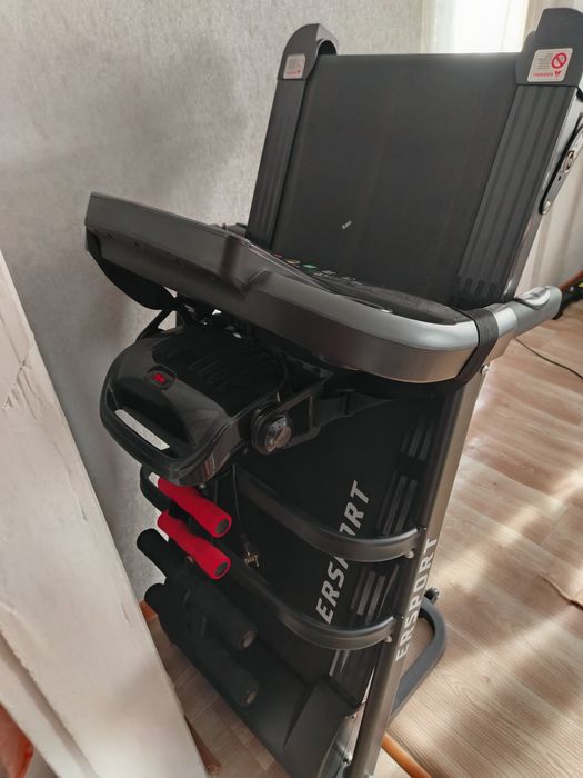 Продам беговую дорожку в Самарке!