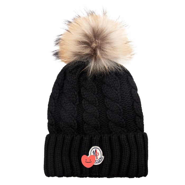 Зимна шапка Moncle...