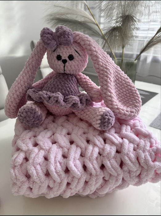 Плетено одеяло за бебе от хипоалергенна прежда Ализе