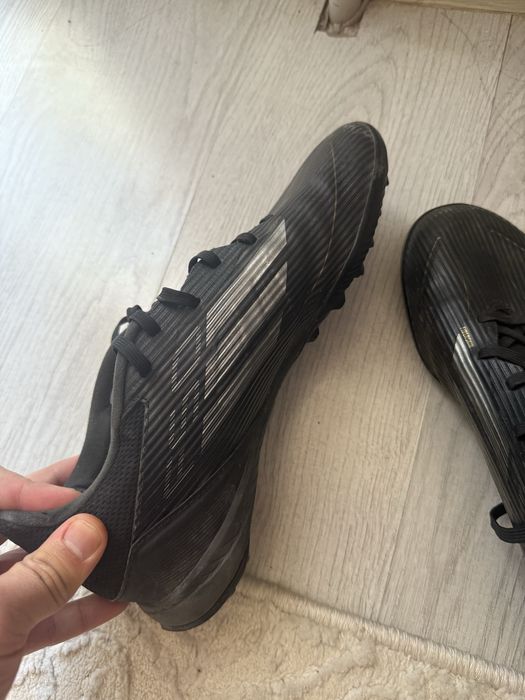 Продам adidas f50 44 размер