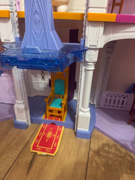 Замък Frozen Елза и Ана