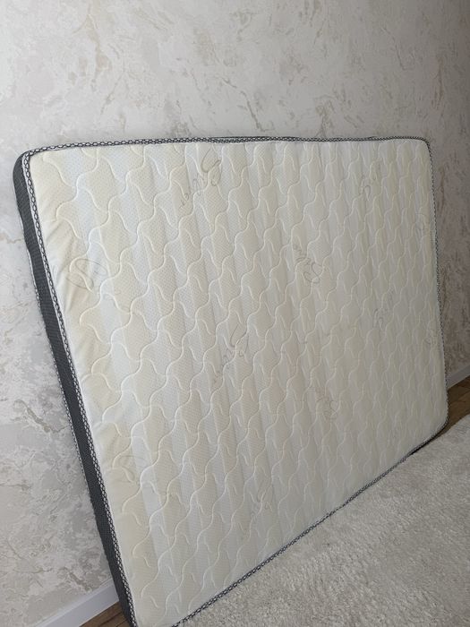 Продам матрас 2 спальный