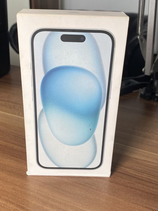 iPhone 15 • 128 GB • Blue