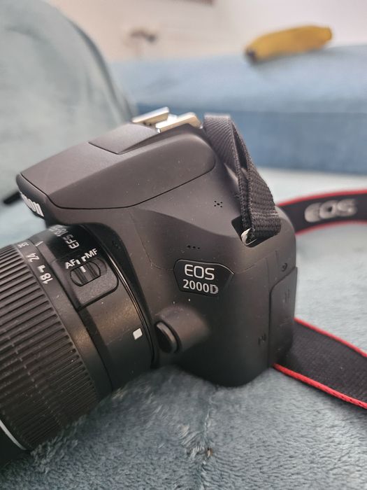 Canon eos 2000 d