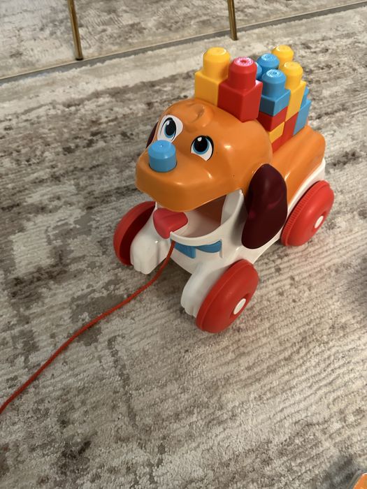 Кученце за теглене Mega Bloks подарък pampers activ baby 5