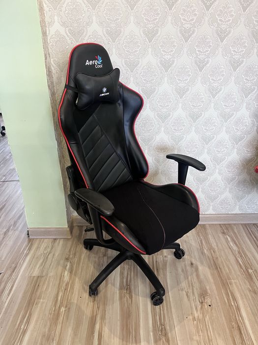 Кресло офисное игровое