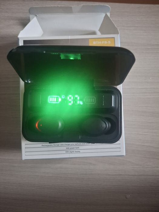 Беспроводные наушники