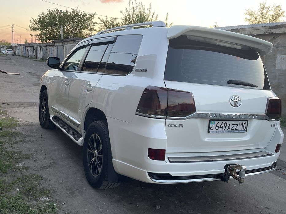 Ланд крузер 200