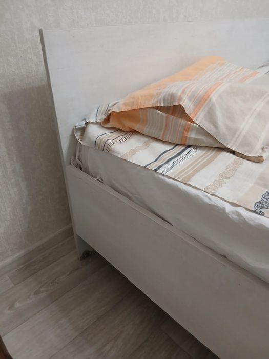 Отдам кровать , самовывоз