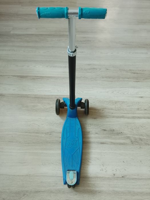 Самокат детский со светом