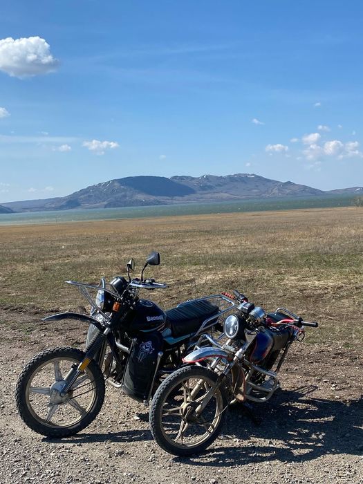 Продам мотоцикл яки