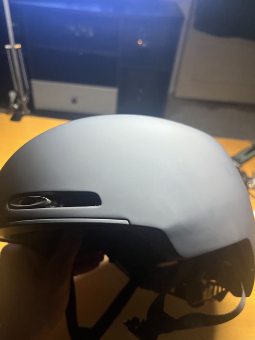 casca ski/snowboard Oakley Mod1 ca noua