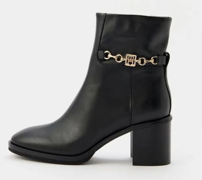 Tommy hilfiger оргинални естествена кожа