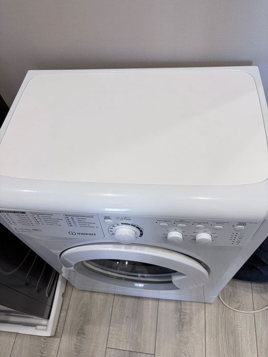 Стиральная машина indesit