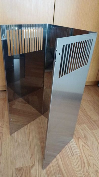 carcasa metalică de protecție pentru hotă