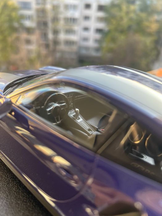 Minichamps 1:18 Porsche 991.1 911 purple 222pc