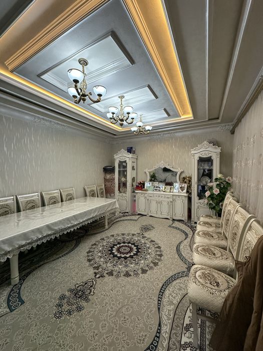 Уй сотилади 2 сотх 5 хона . Уч кахрамон гулистонда