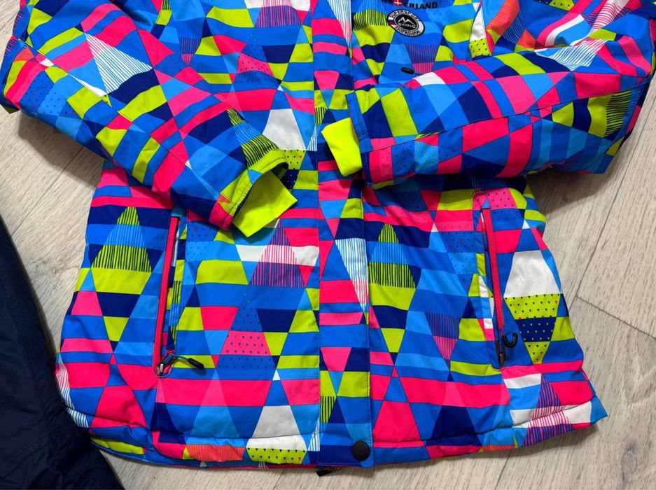 Лыжная куртка продается