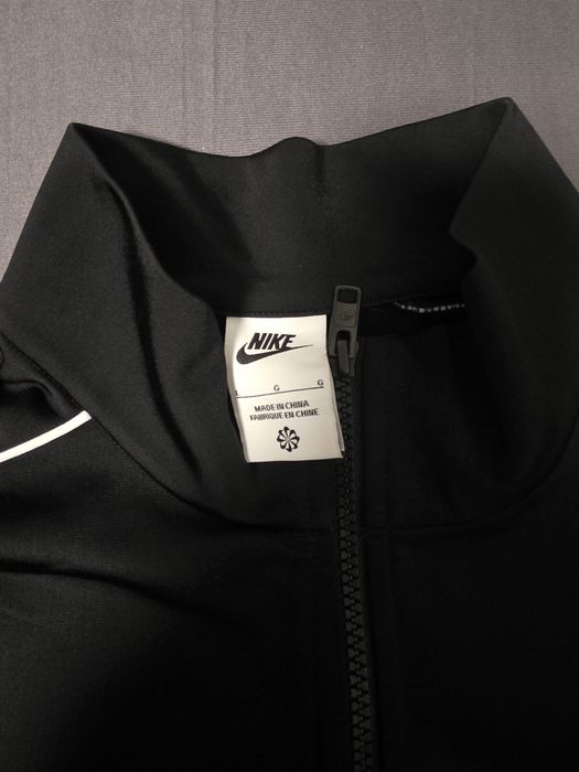 Nike Екип Черен L