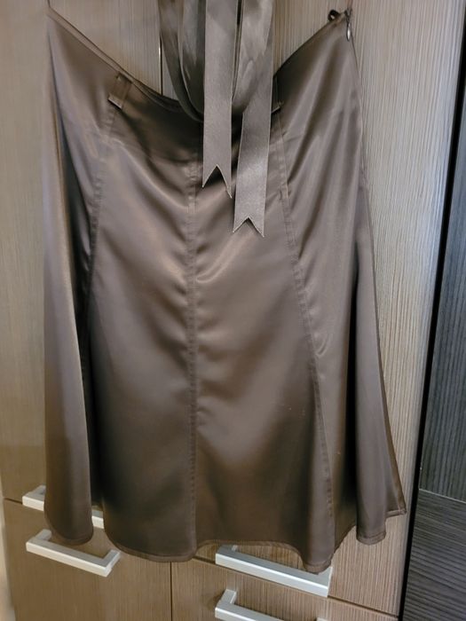 Fusta din satin(vascoza), marimea 36