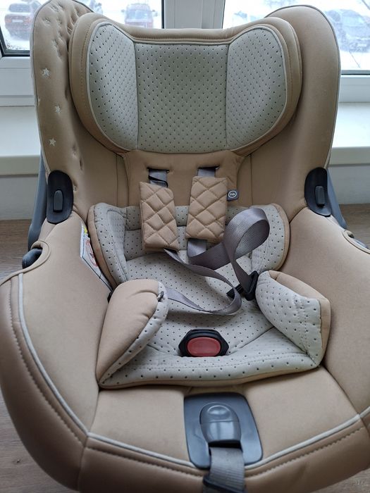 Продам автокресло