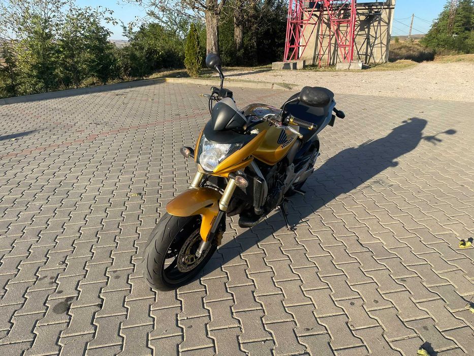 Motocicleta Honda Hornet PC 41
