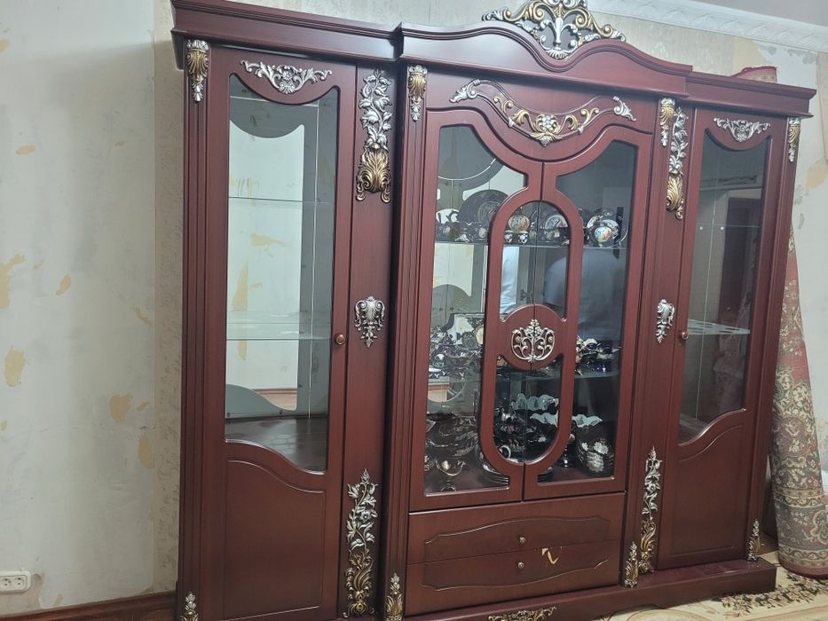 Стенка б/у в отличном сост.