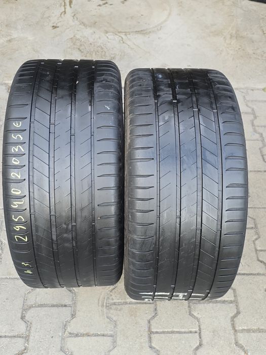 295 40 20 Michelin