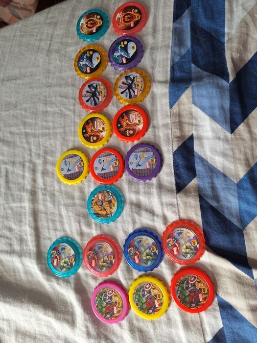 Vând metal tazos
