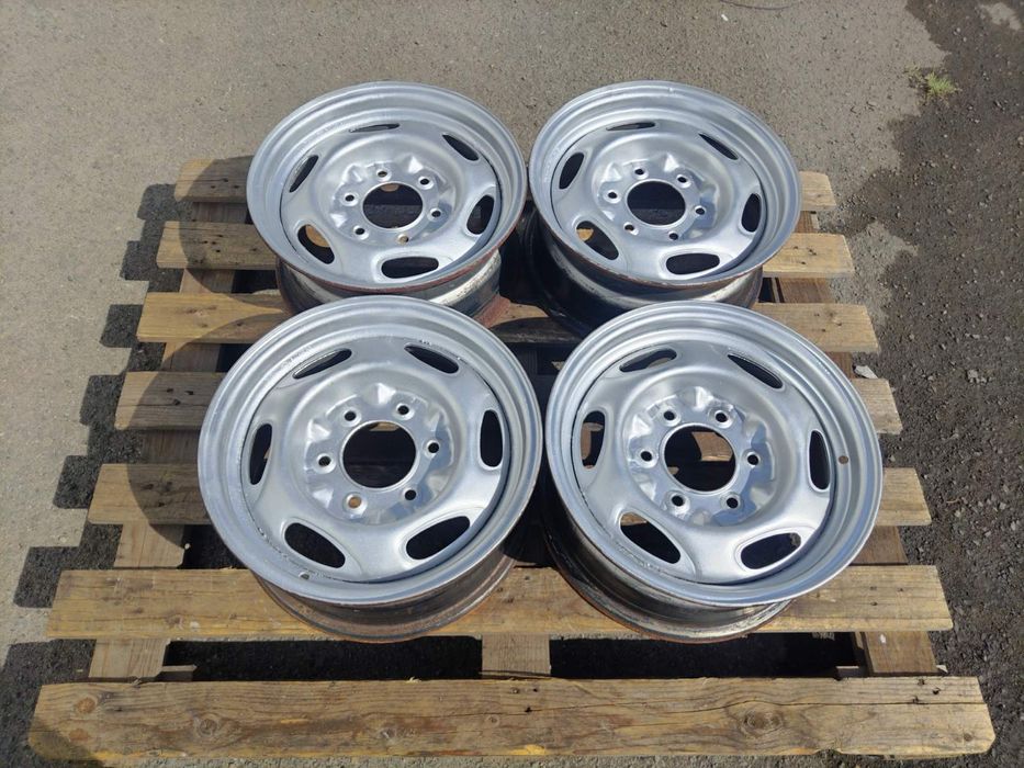 15 цола 6 х 139,7 мм Мазда Б серия - 6 инча / ЕТ 10