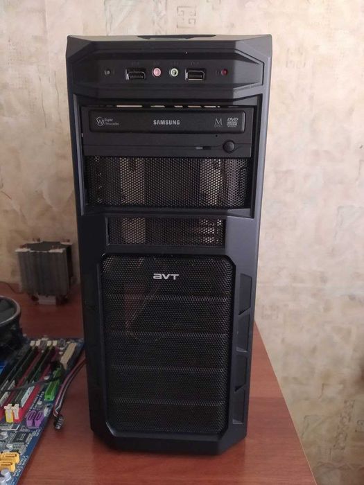 Комплект ддр2 без видеокарты с кейсом и монитором