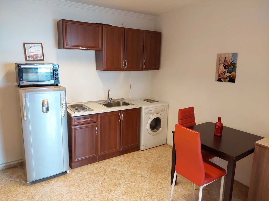 Дава се под наем Двустаен апартамент в София, Лозенец - 60 кв.м за 590 € - Снимка #3