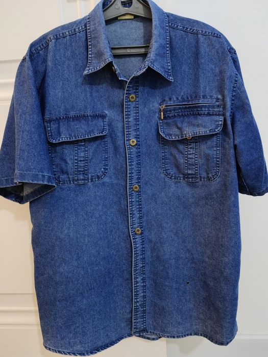 Продаются мужские рубашки