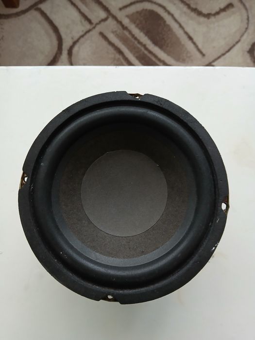Difuzor subwoofer