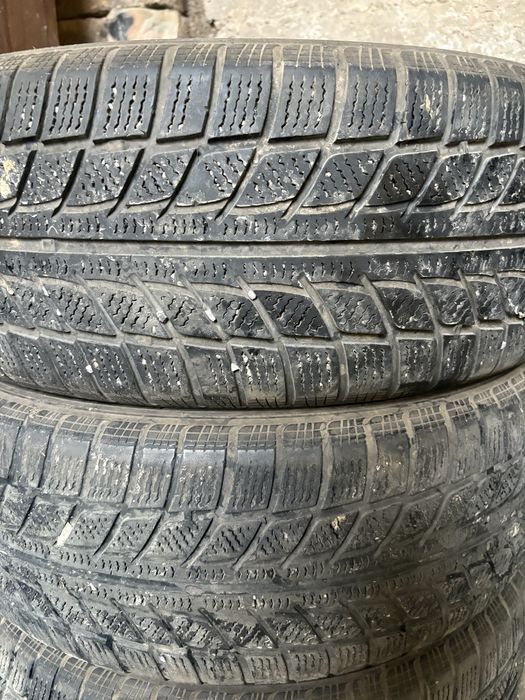 225/60/17 зимни шины