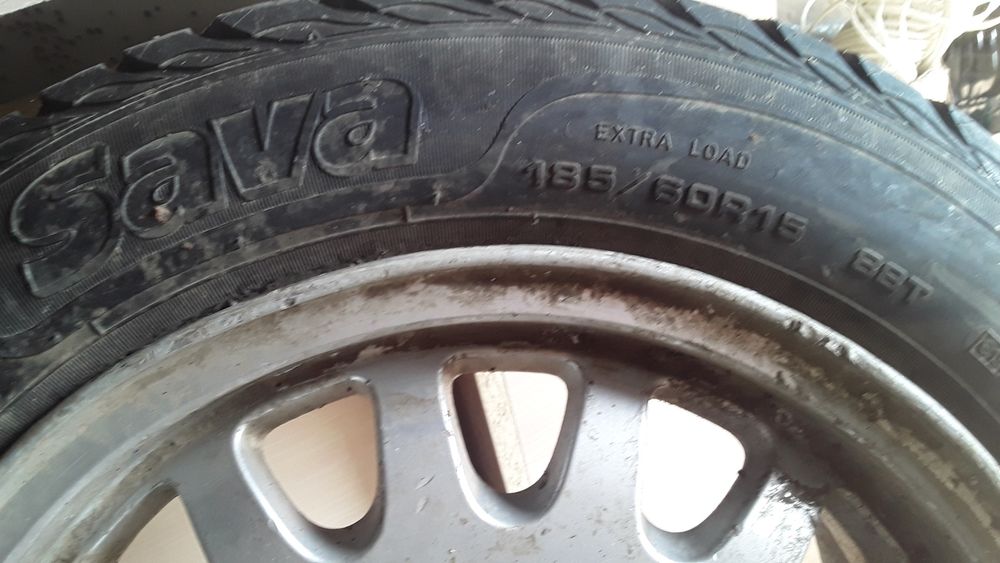 Продам зимние колеса