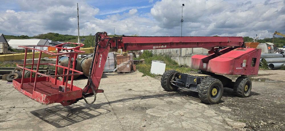 1996 Mark industri ch 660 nacelă telescopică pe roți — 22 m — 7.500 €