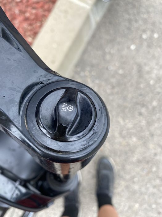 De vanzare furca rockshox zeb select+ 27,5 180mm