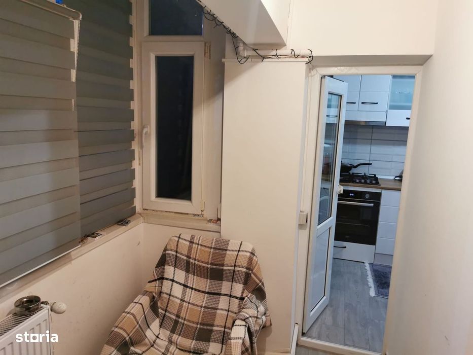 Inchiriez apartament 3 camere | parcare | AC | stație STV