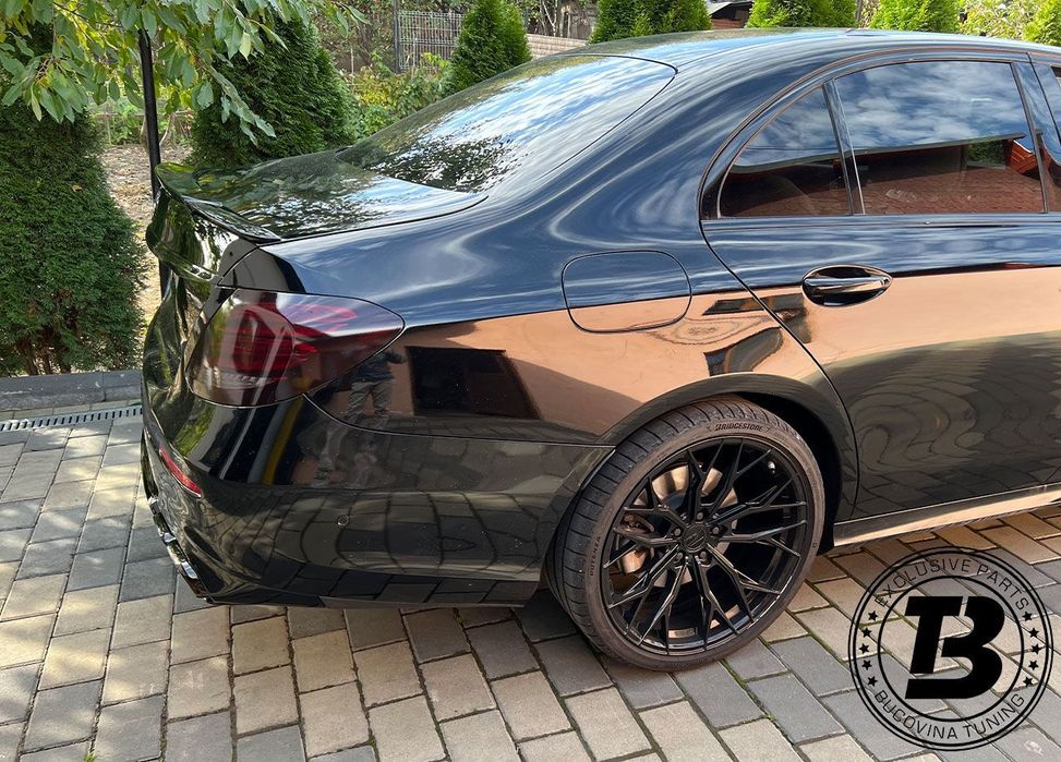 Difuzor Bara Spate cu Ornamente compatibil cu Mercedes E Class W213 E63 Design