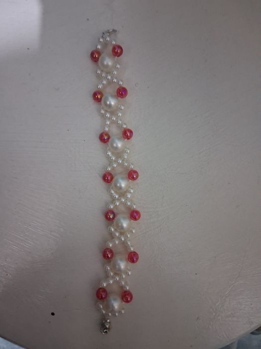 Brățară din mărgele