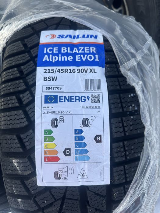 Anvelopa de iarna nou 215/45R16