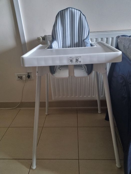 Scaun Antilop Ikea  nou,nefolosit, doar montat cu tăviță plus doua pernițe