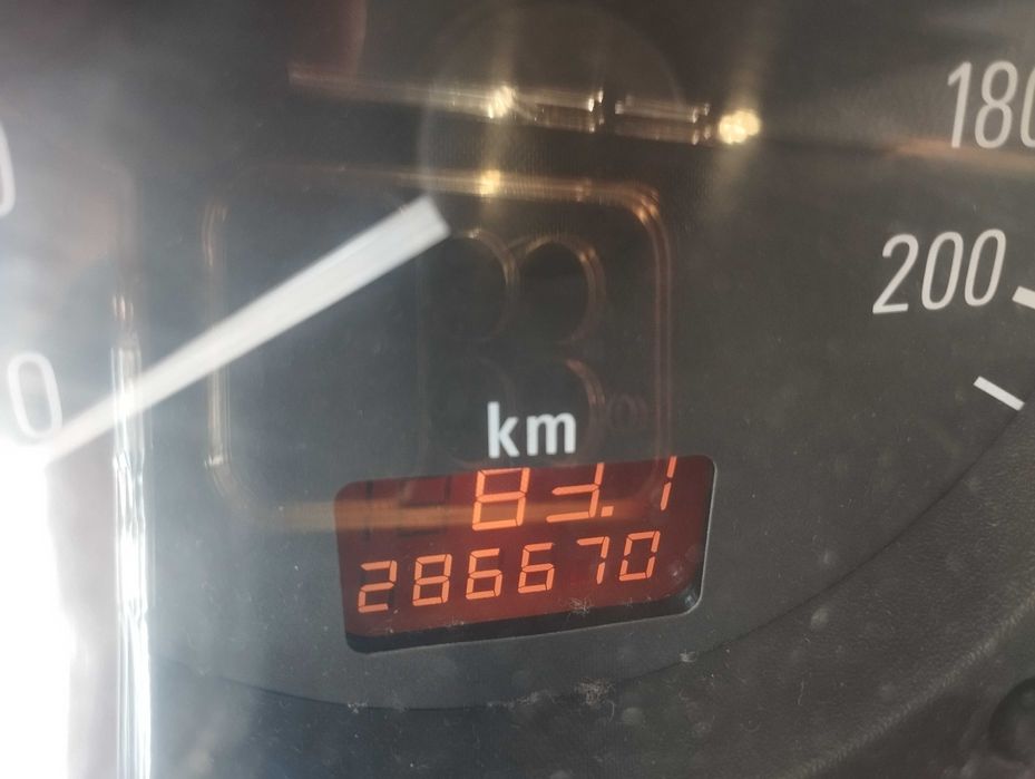 Se vinde . Opel Meriva