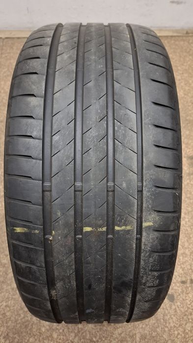 Единична лятна гума Bridgestone 255 40 20