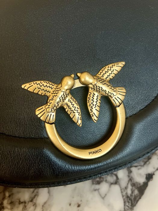 Дамска чанта Pinko модел Love Round click Classic Ai