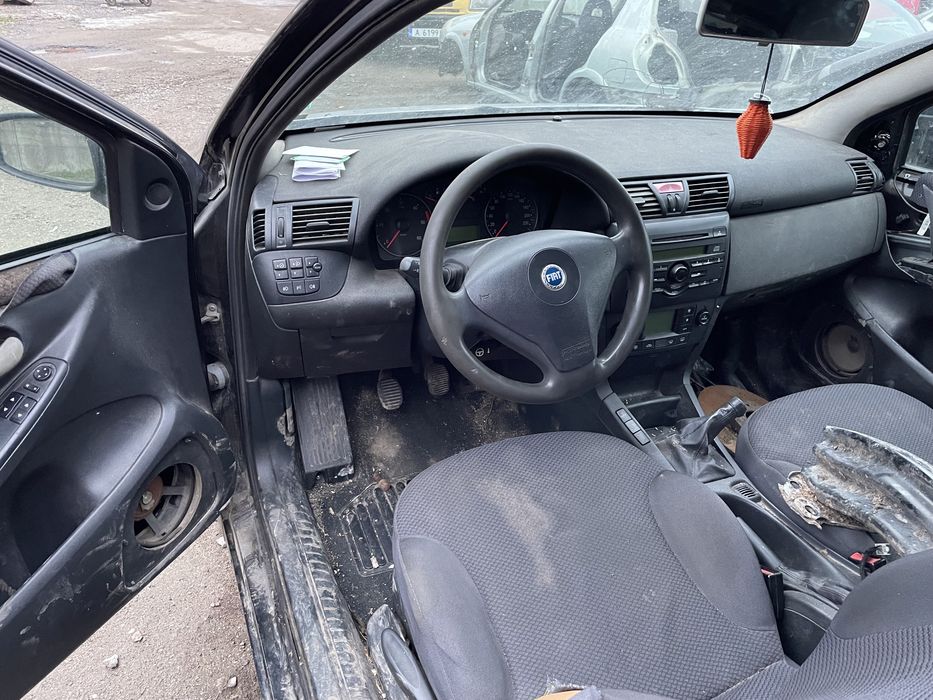 Fiat Stilo 1.9jtd 2003 На Части