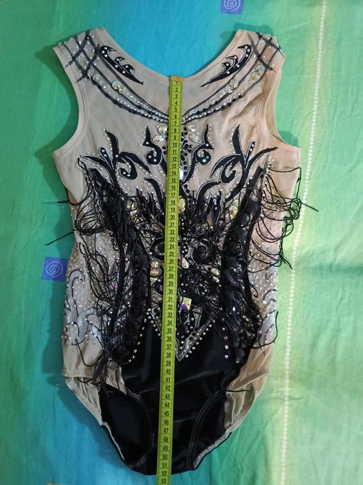 Трико за художествена гимнастика