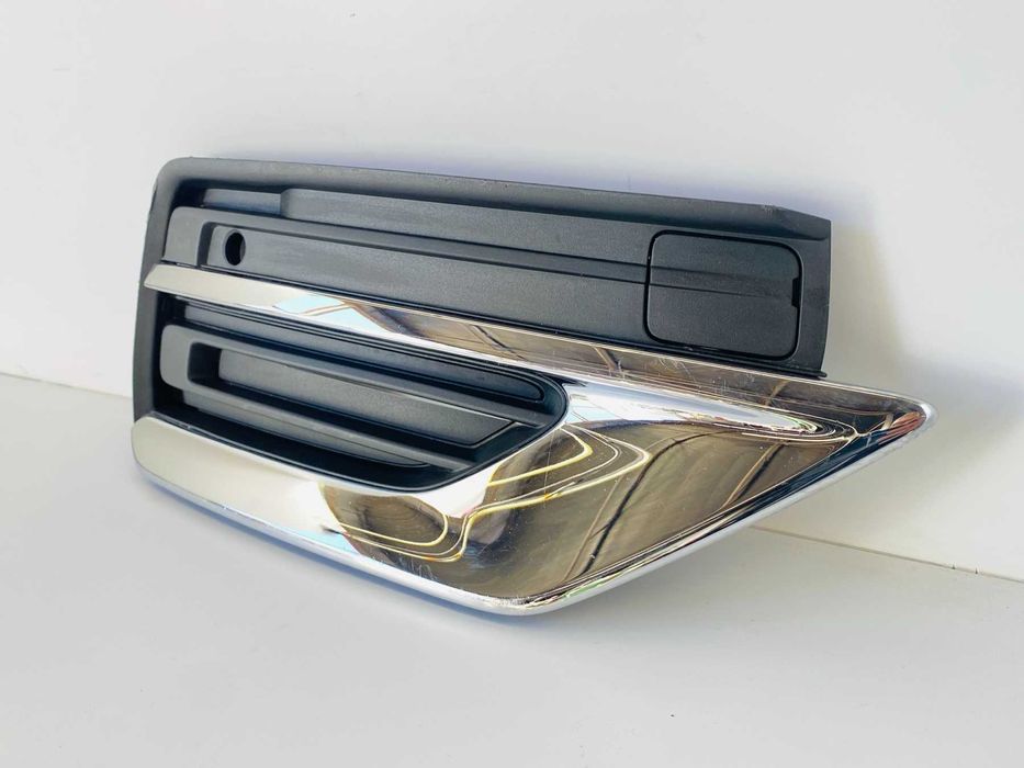 решетка дясна предна броня Volvo XC90 face 2020-2026 г. #1057V