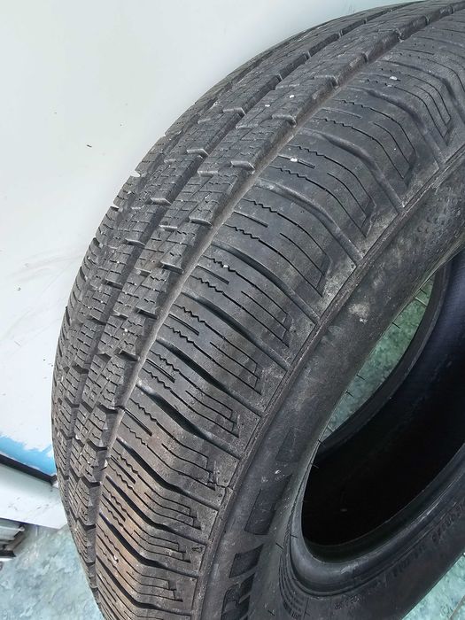 225 70 15 С Гума за бус 1 брой